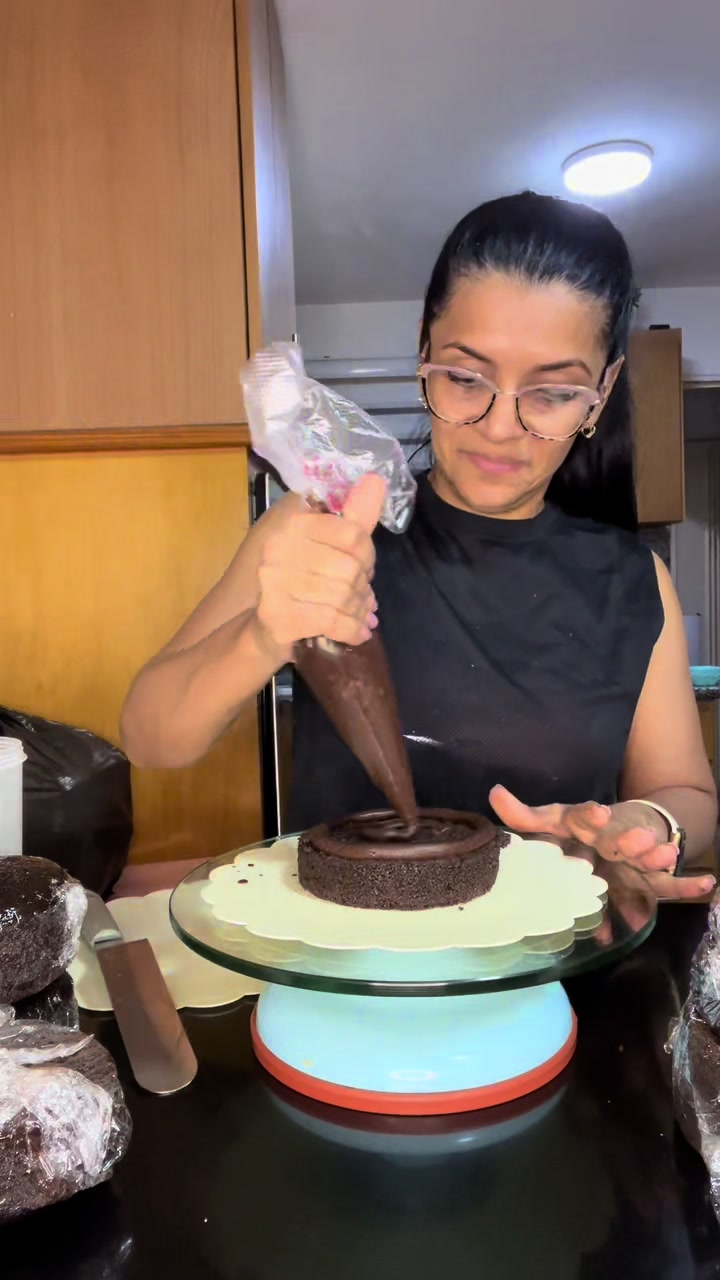 @Valviccake