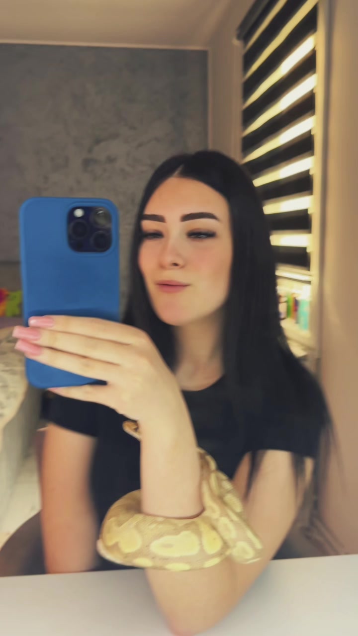 @MM