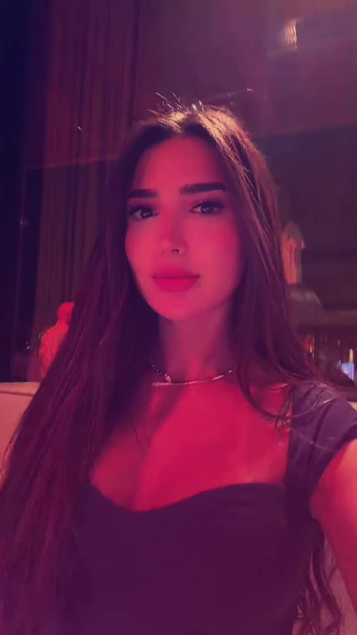 @Eya 🤍