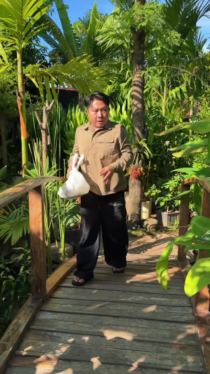 @Sreysros Susi ( អា ស៊ូសុី )