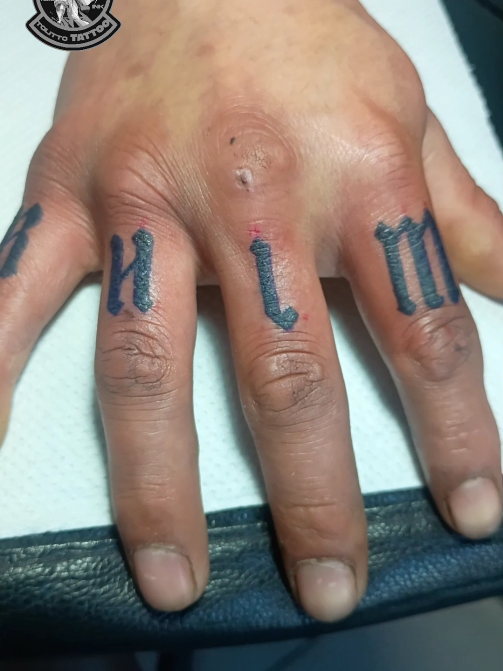 @Tolitto Tattoo 🤍🖤🤟🏼