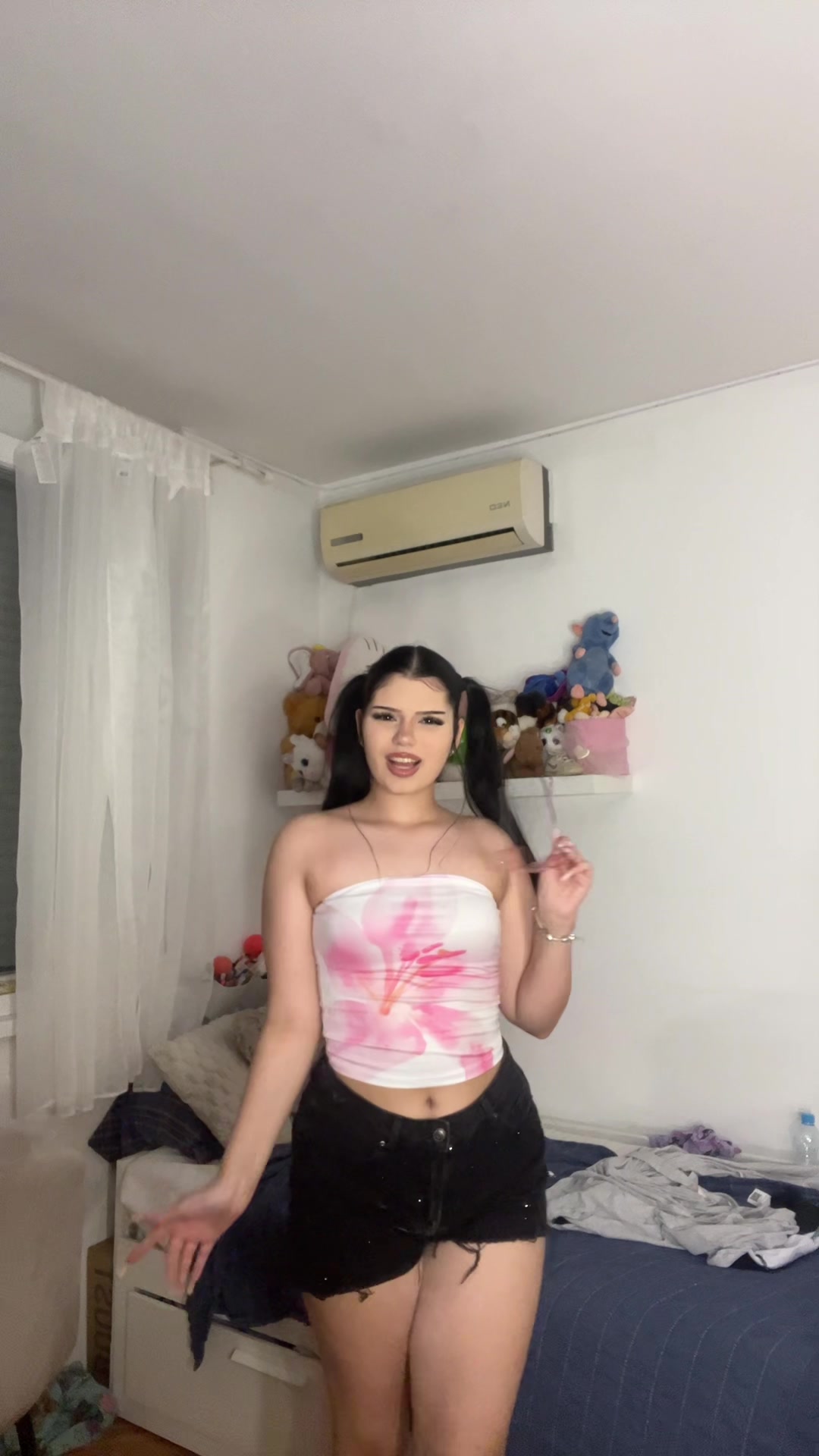 @kojaelena_