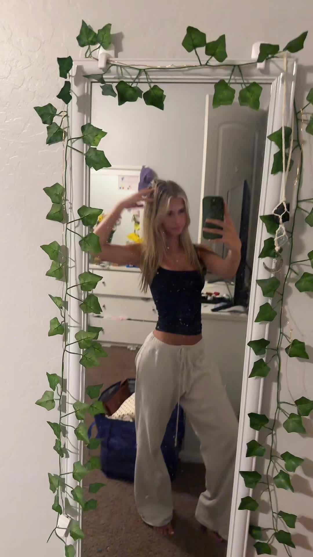 @mika
