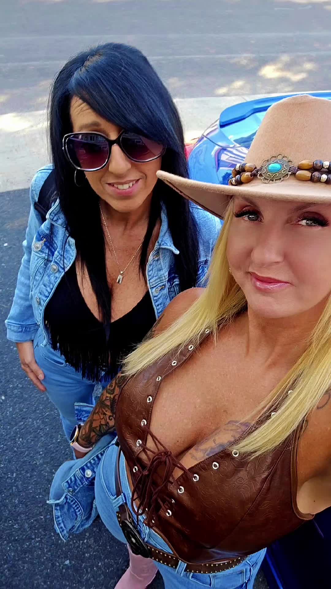 @blondiejos