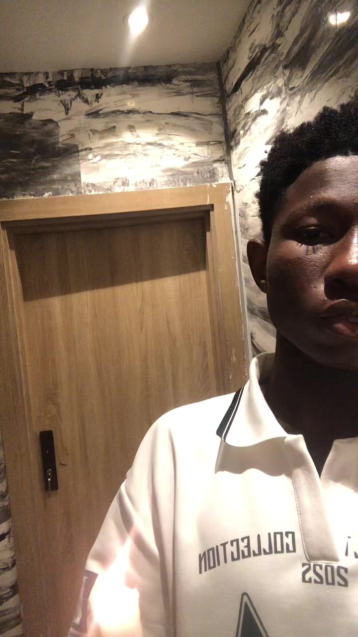 @frezee🩵