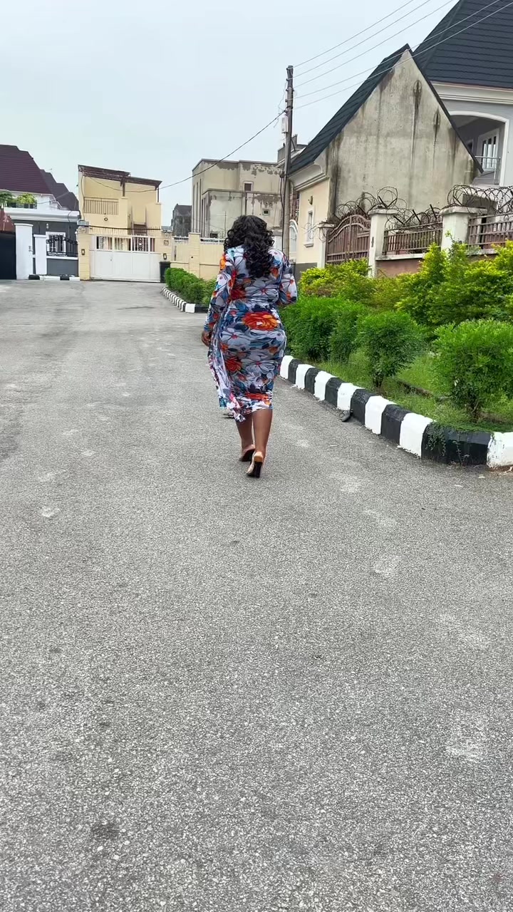 @LafameHolistic