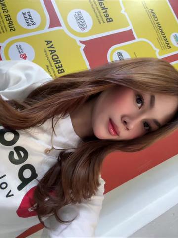 @ilovechezzu