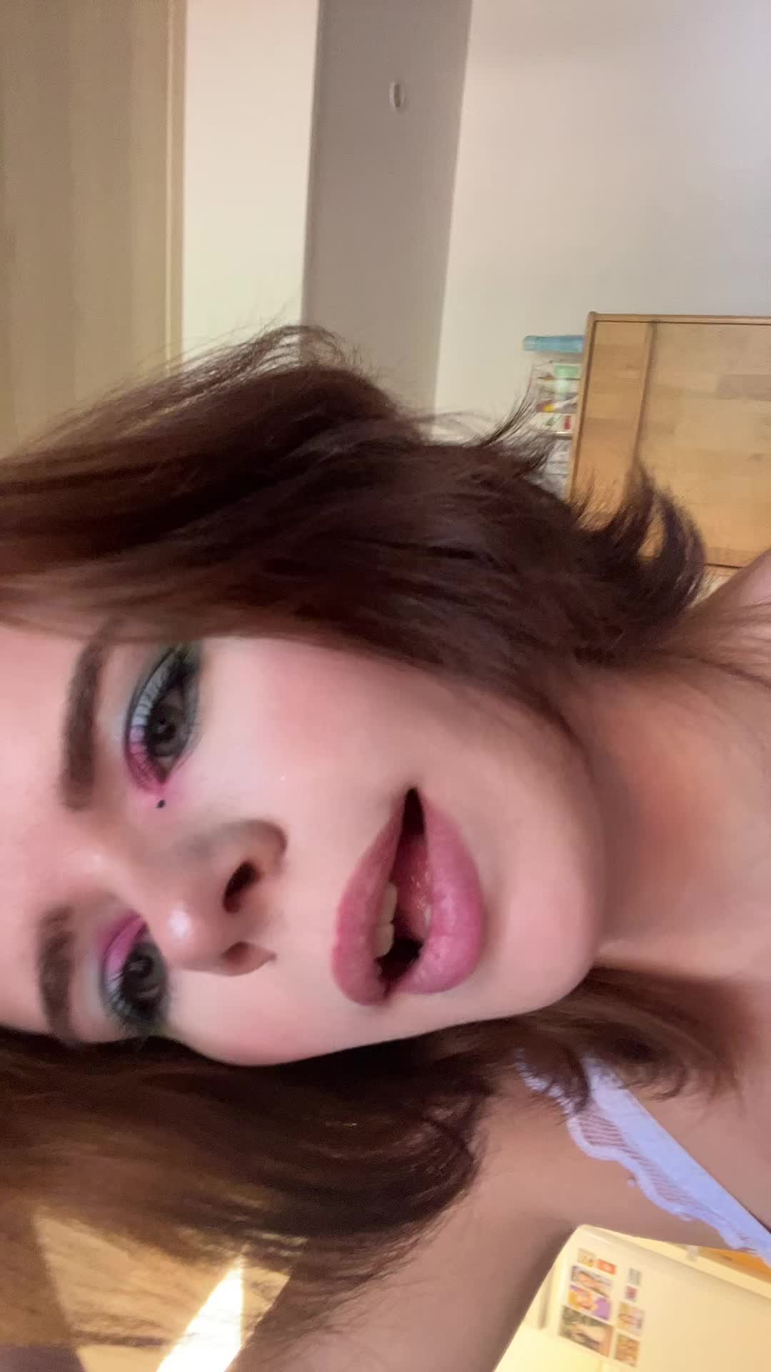 @nanou_