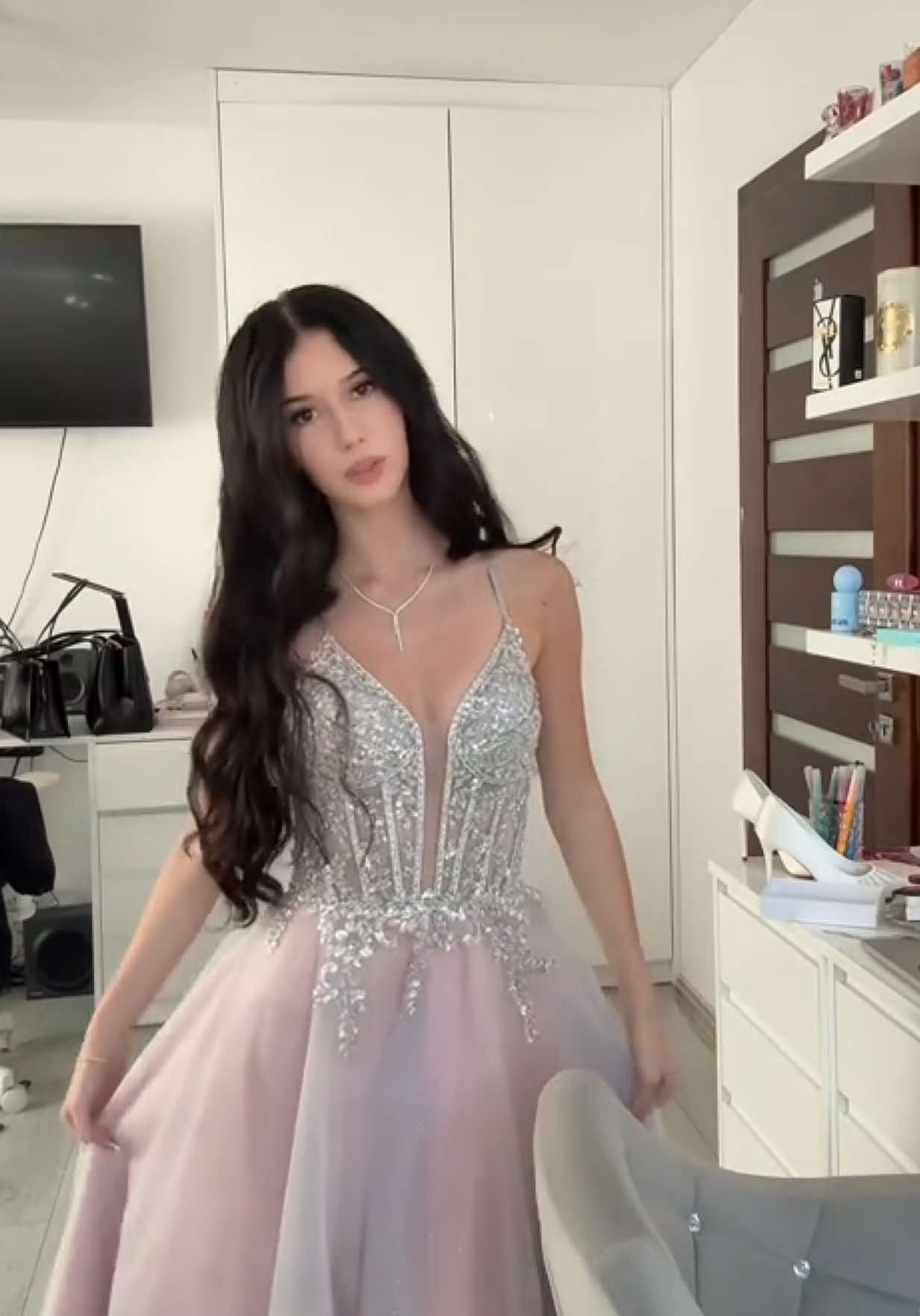@IG:kjanvs