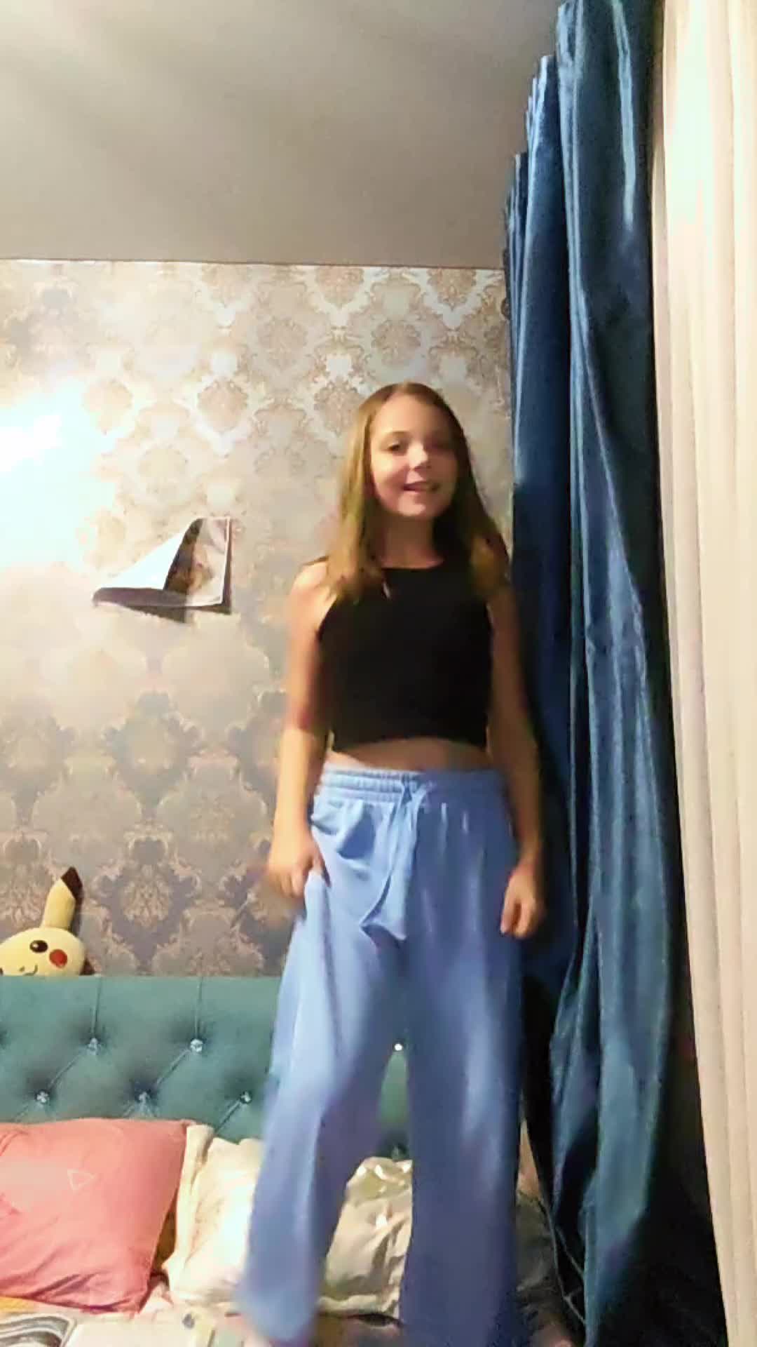 @леди вика🐰🐰🐰