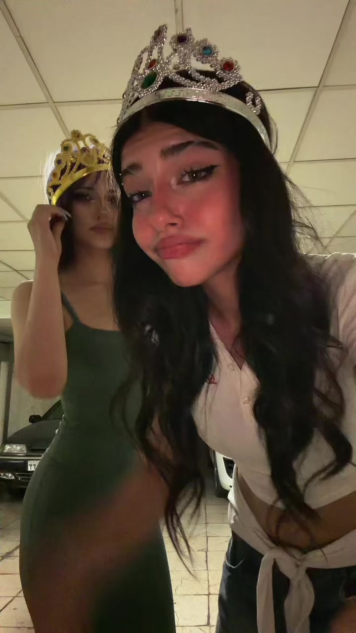 @avaaawoo