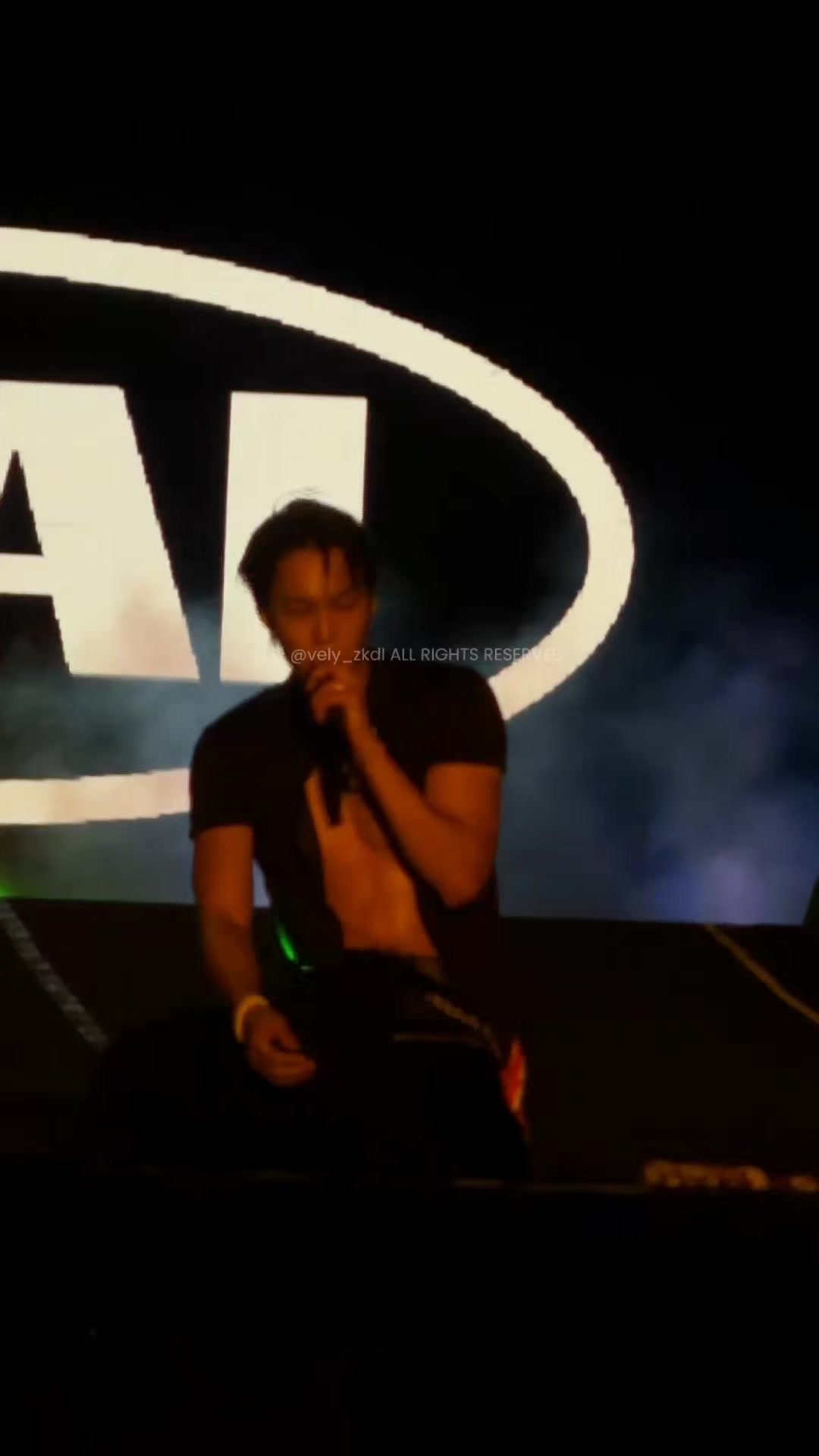@🤸