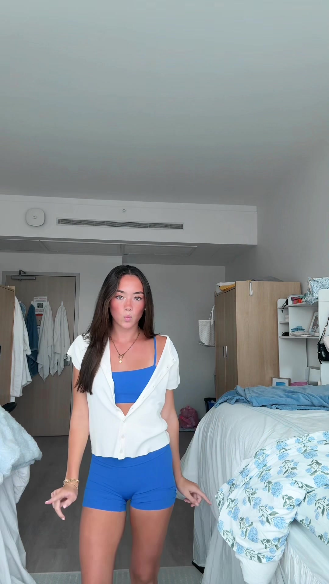 @EMILY