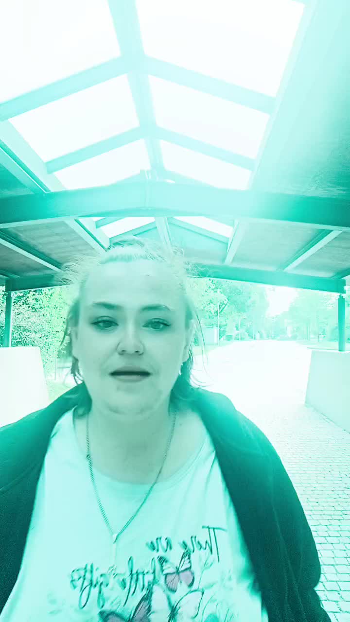 @AlphaQueen96