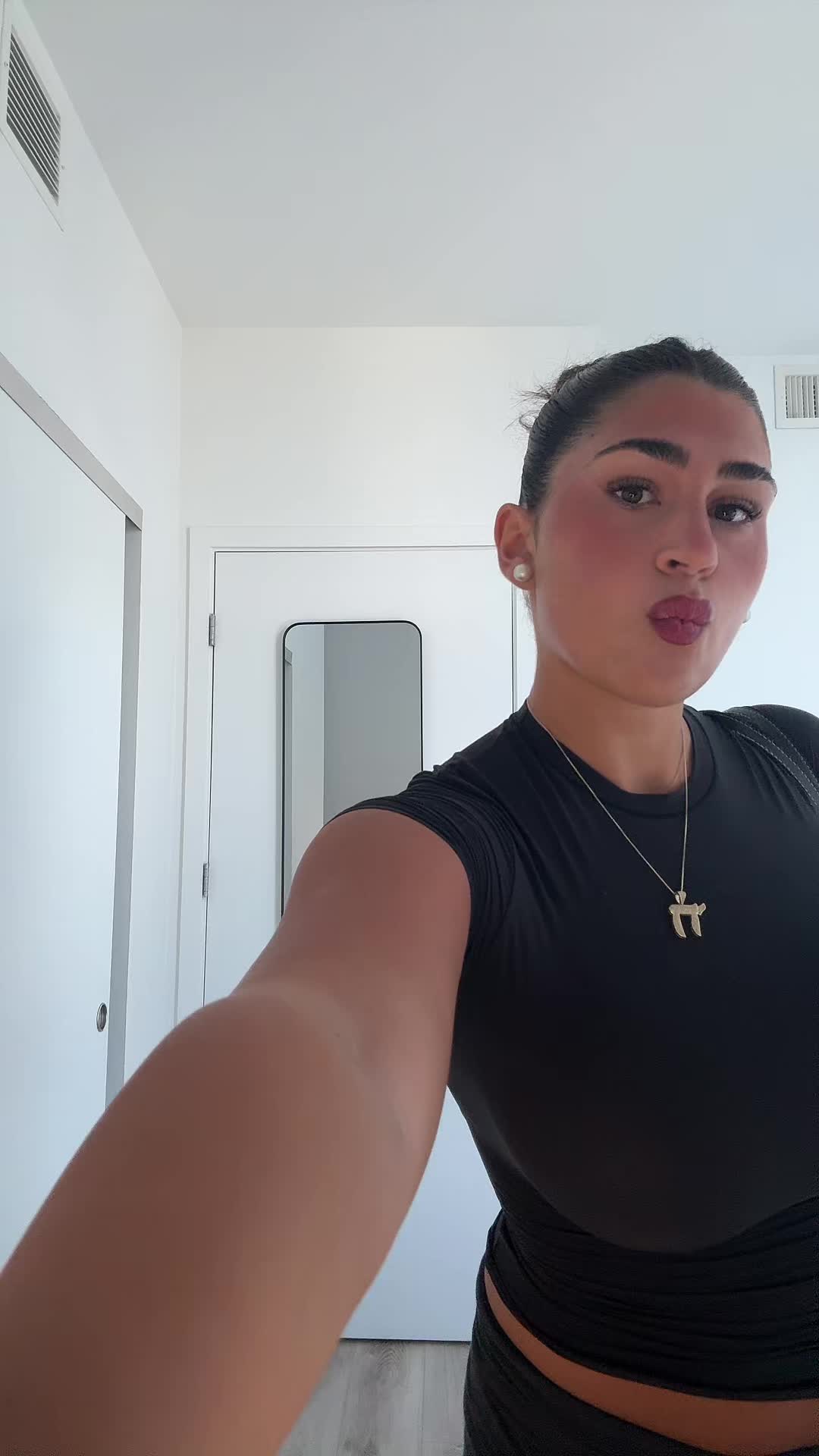 @Chuckiechuckk