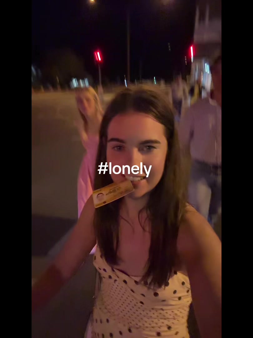 @Lara