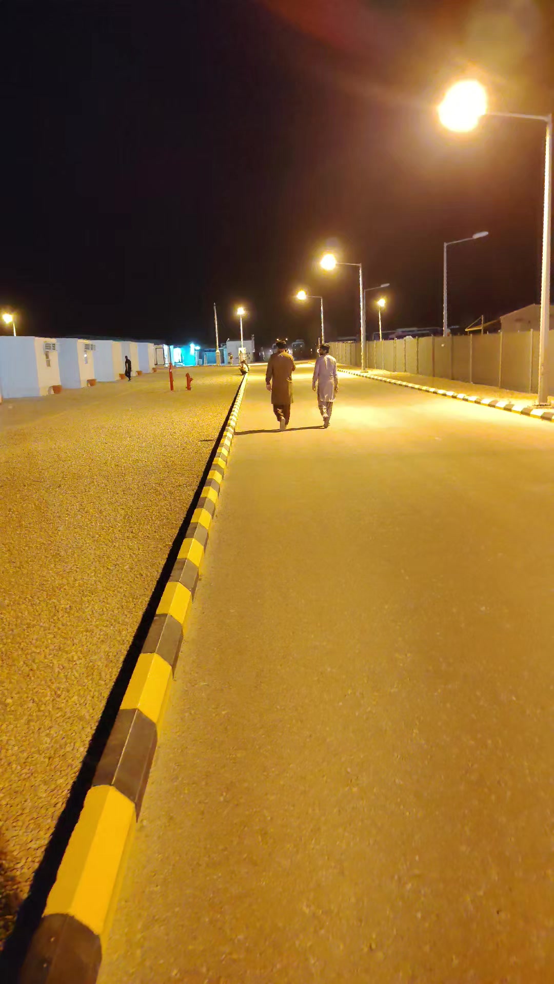 @Pardesi Shakir
