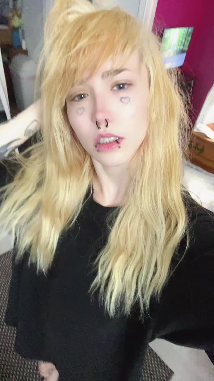 @Gothic Hippie
