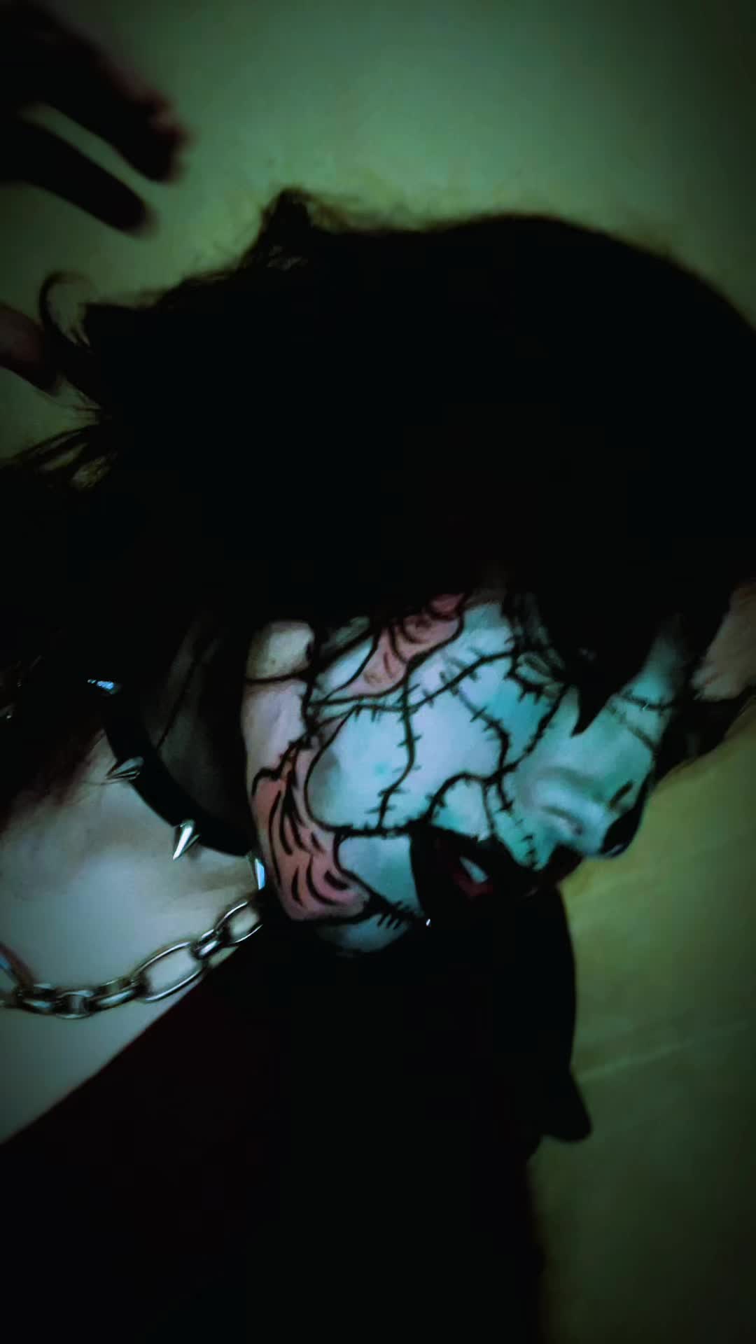 @living.dead.girl.7