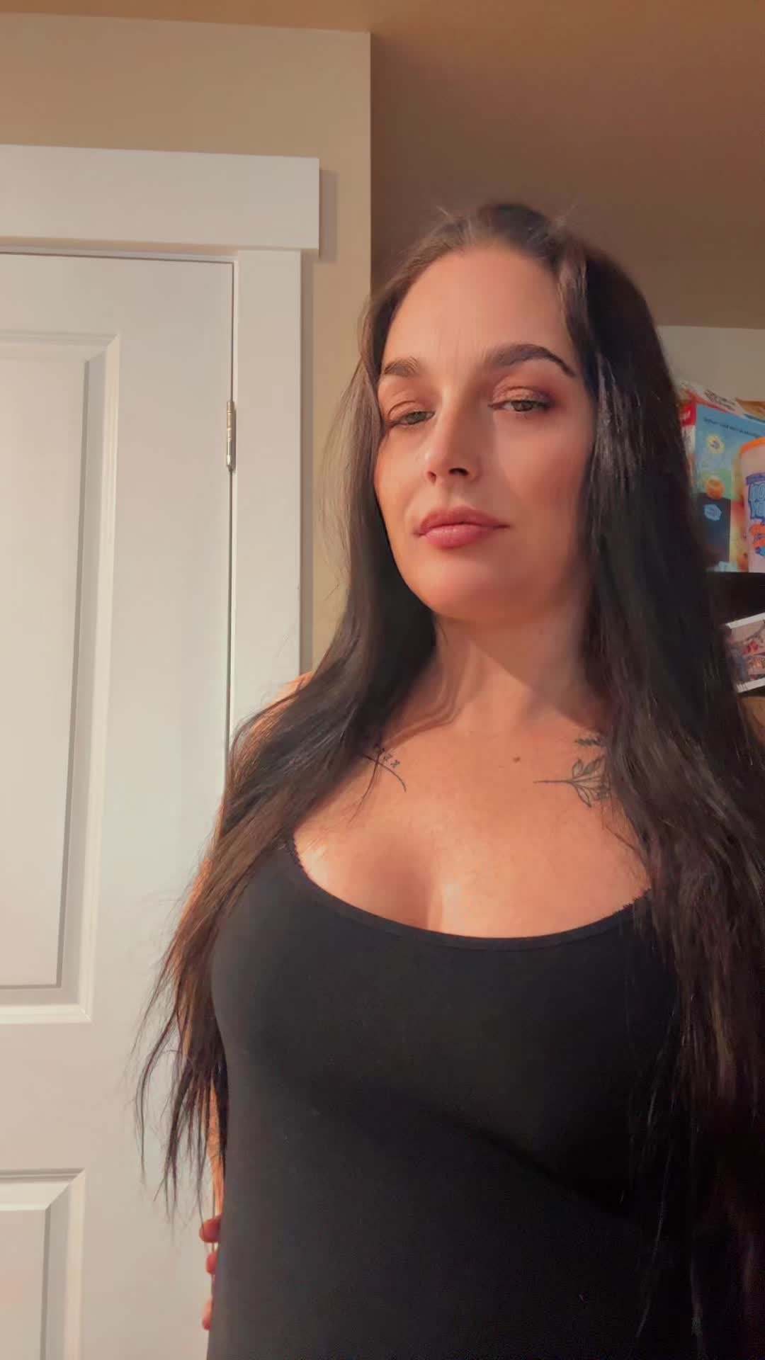 @✨KAYLA LEE✅✔️✨