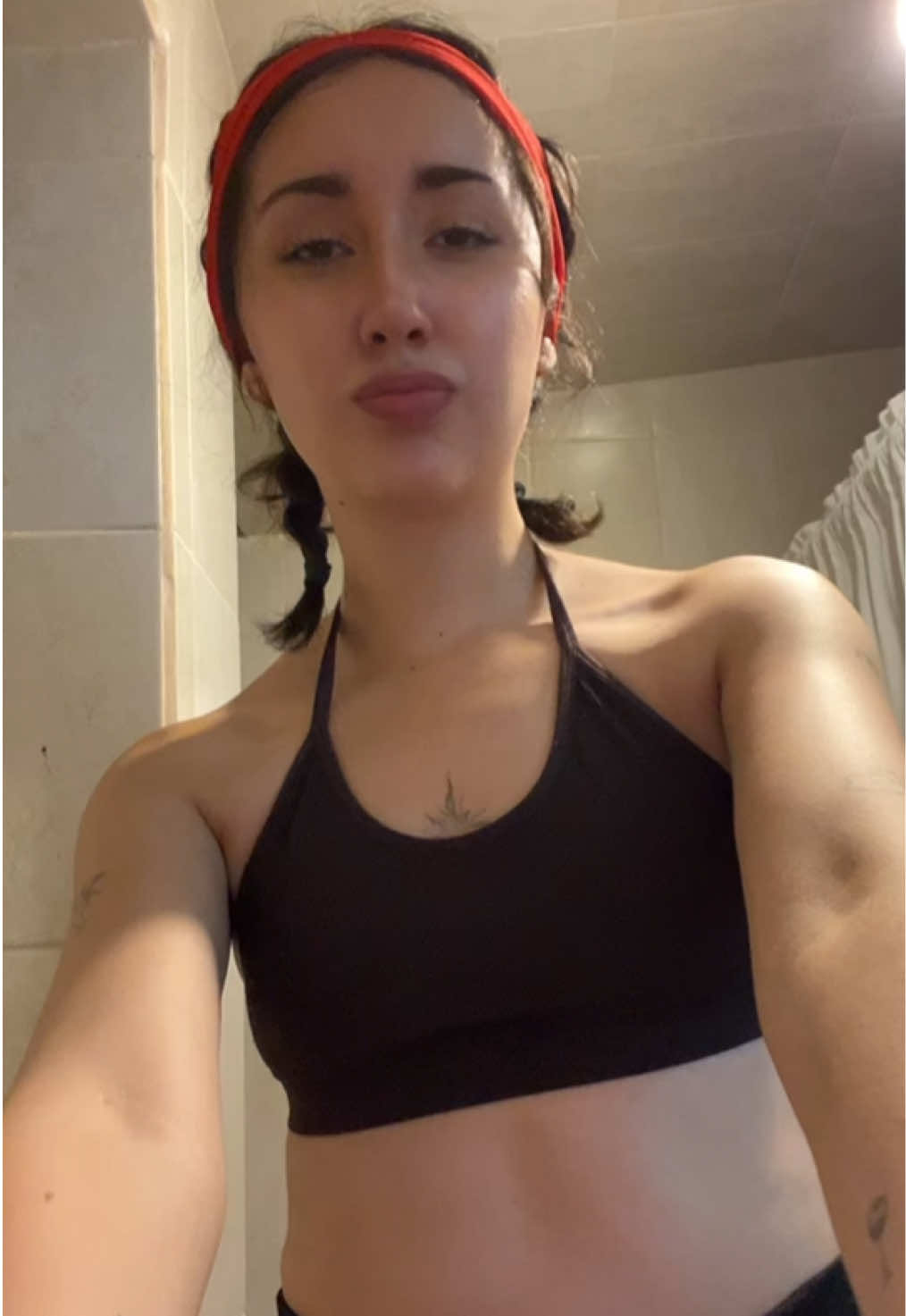 @rexxxona