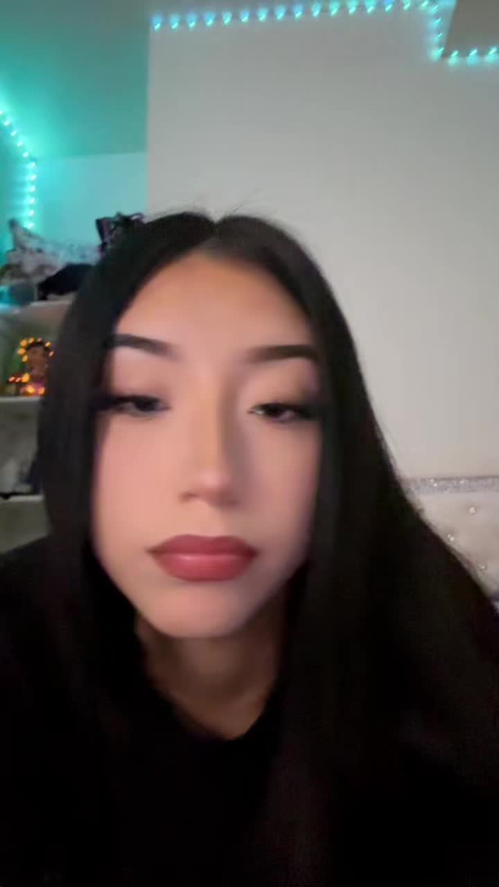 @yourfavlxtinaa