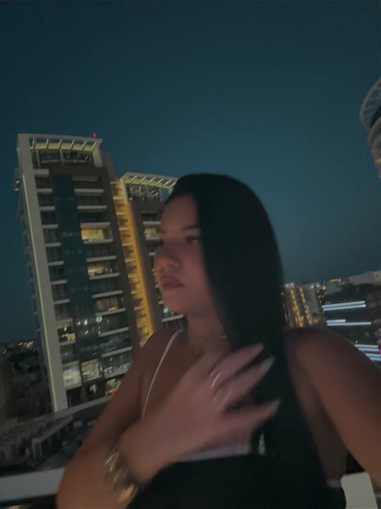 @AngelaDeMaria