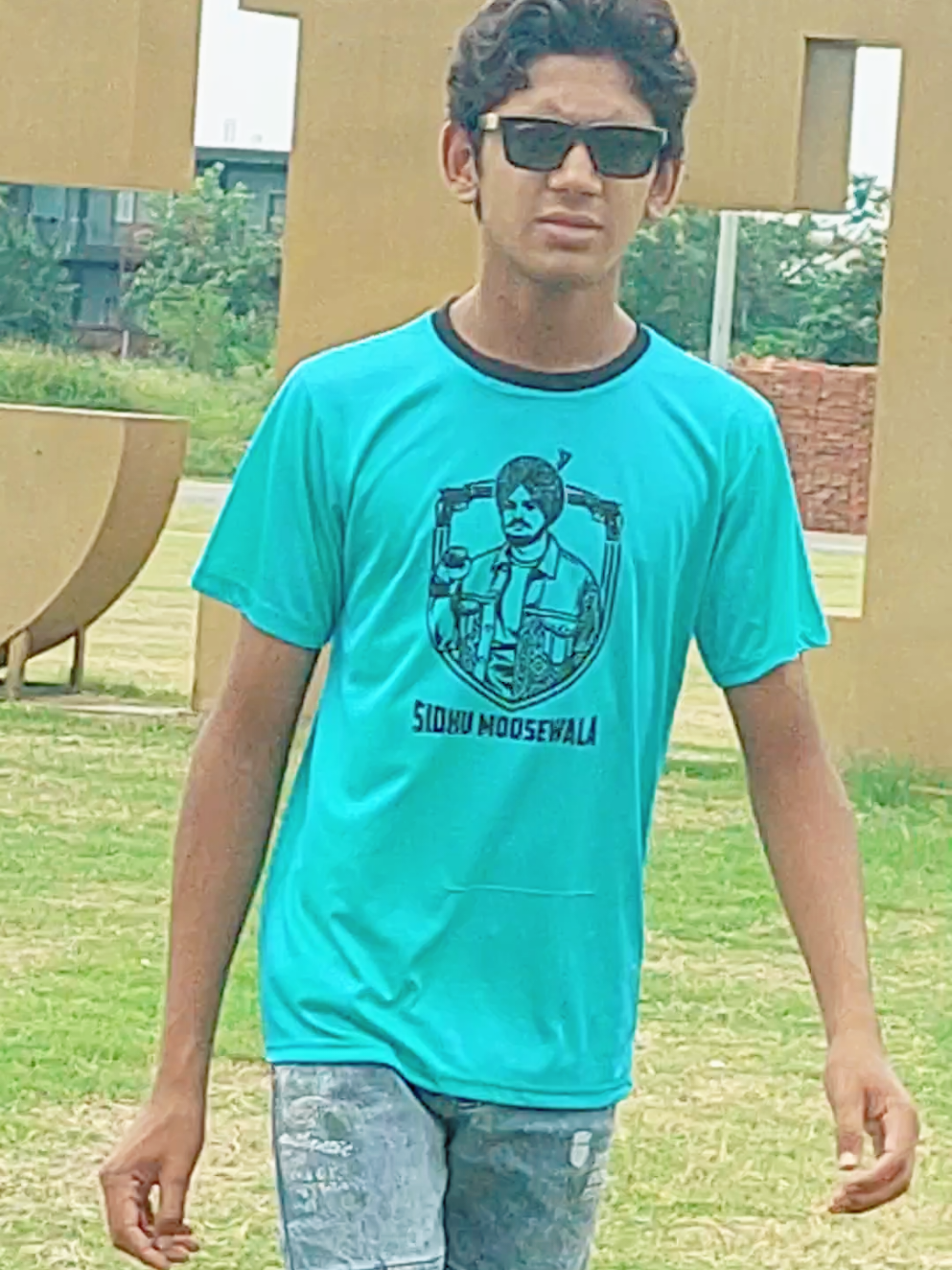 @Riaz Goree 433