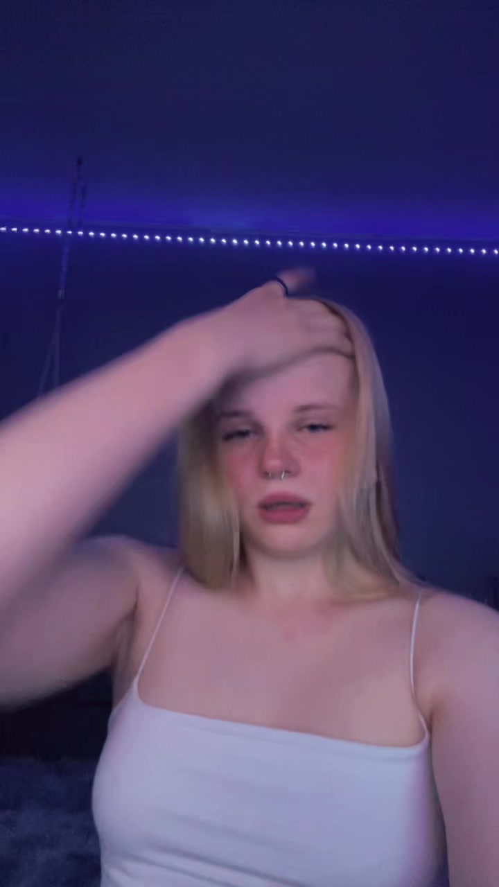@Лисеночек<3