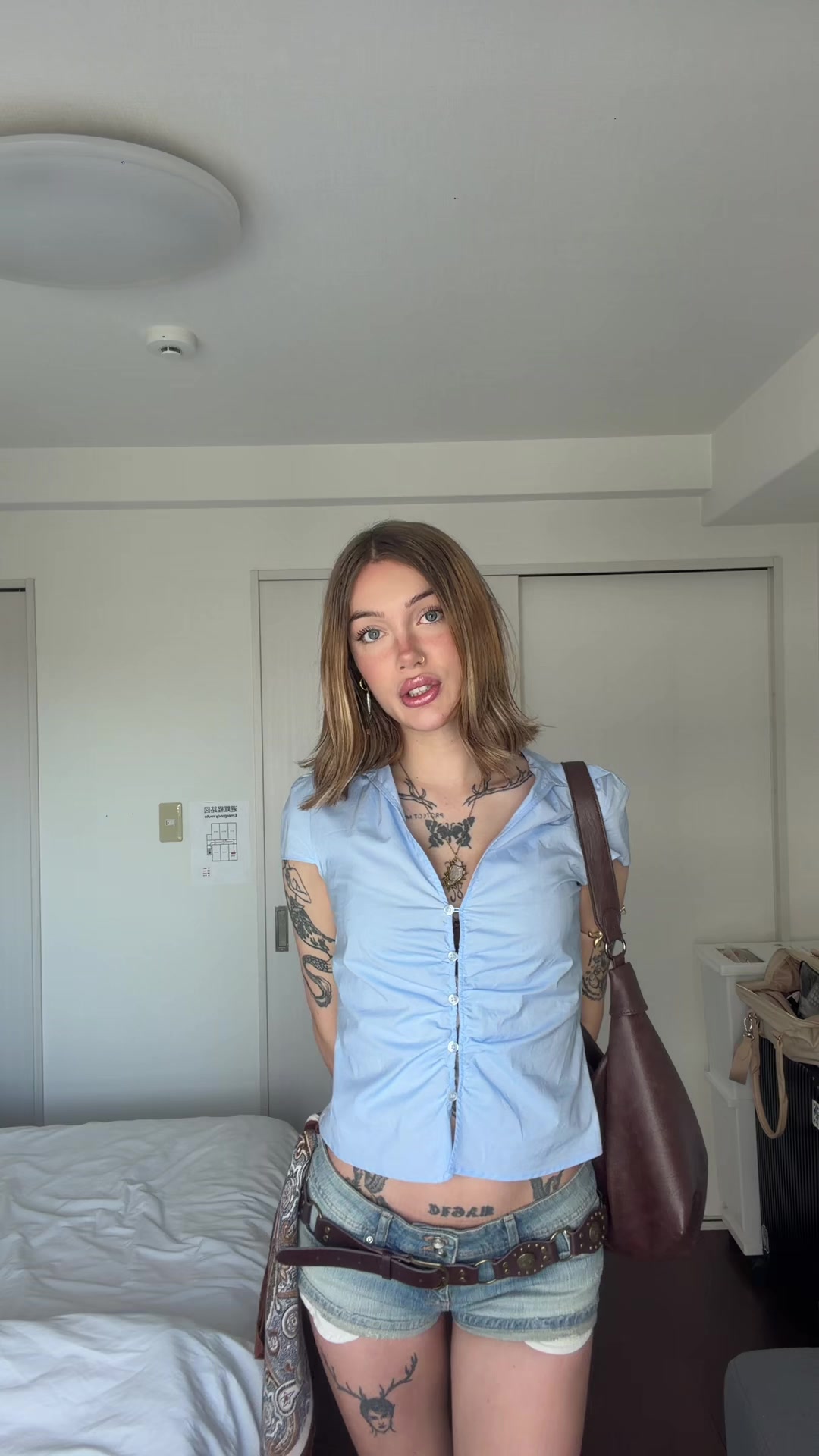 @Callmeambre