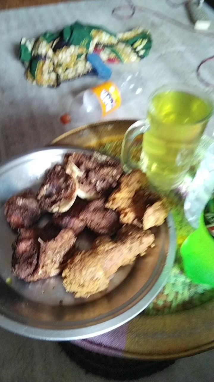 @संगिता थीङ