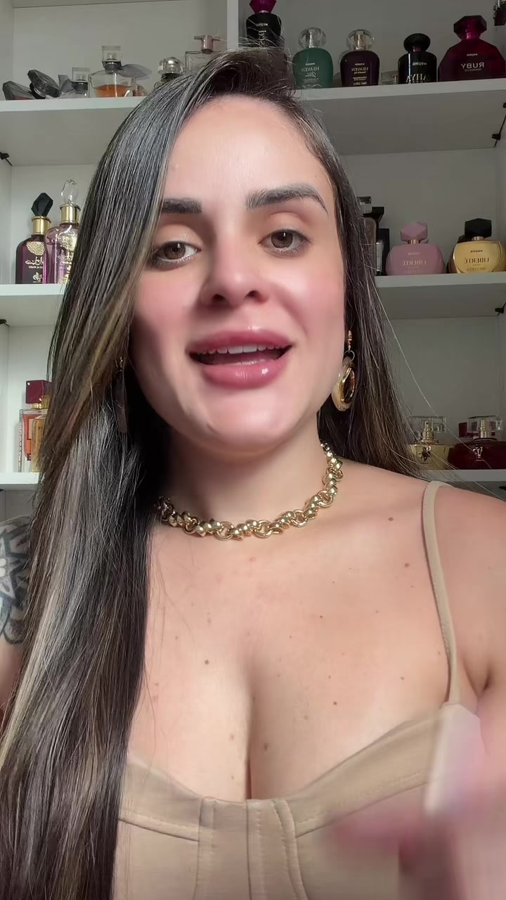 @Gabi Santana | PERFUMES ✨