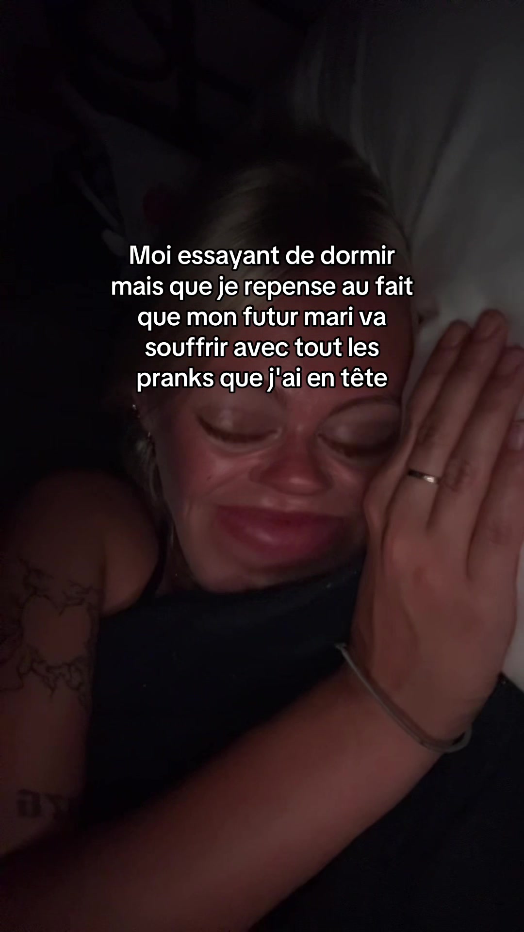 @loupsqq