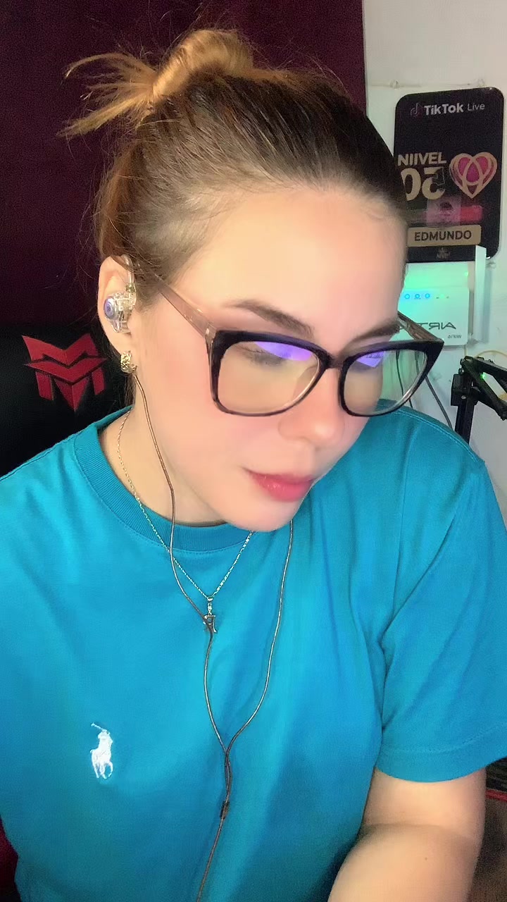 @Roxipp🎙️🥕🧡🍋🟩🍓