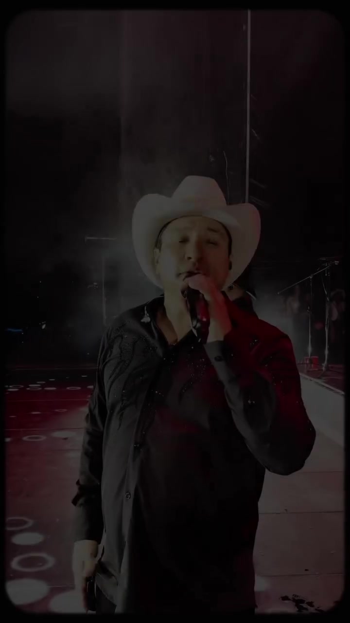 @JULION ALVAREZ FANS 🇲🇽