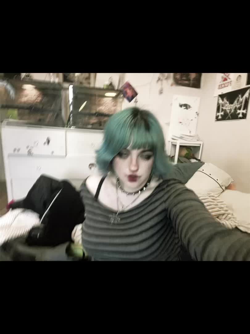 @𖤐𝙸𝙽𝚂𝙾𝙼𝙽𝙸𝙰𖤐