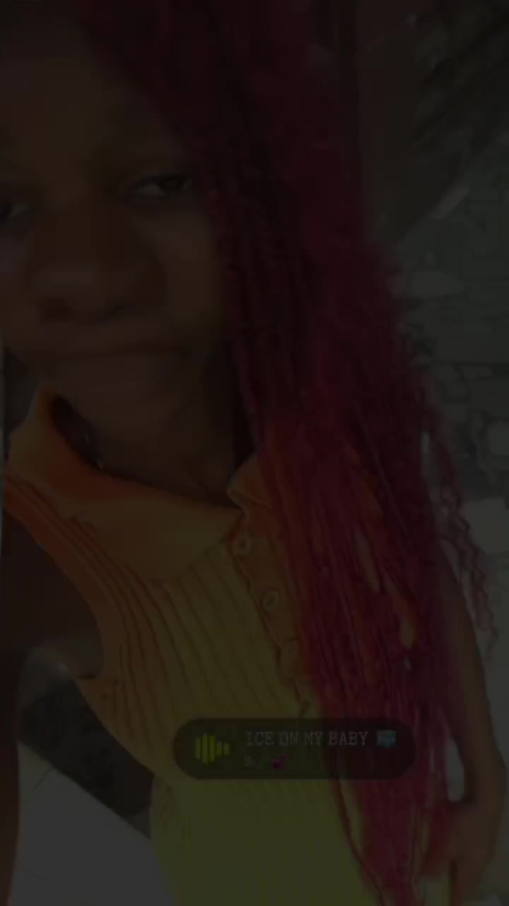 @sexybrowni2