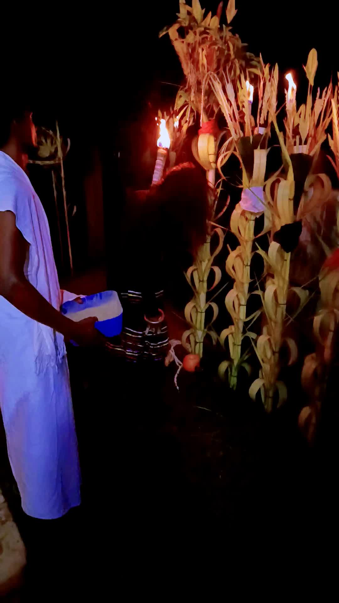 @නිලුකා ගුරු මෑණියෝ 🙏🙏🙏🙏