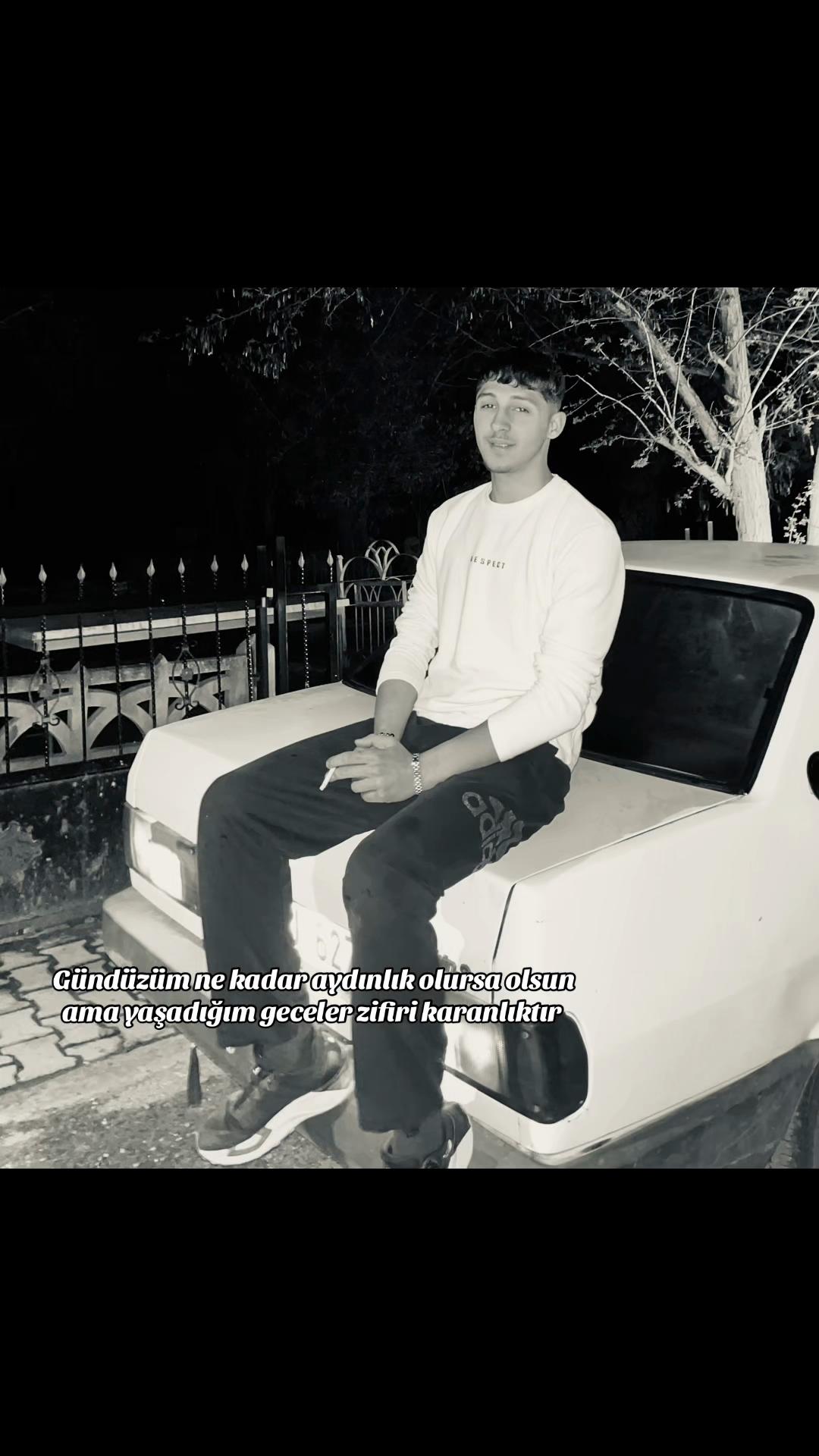 @𝒜𝓁𝓅ℯ𝓇ℯ𝓃 ℬ𝒶𝓎𝓇𝒶𝓂ℴℊ𝓁𝓊