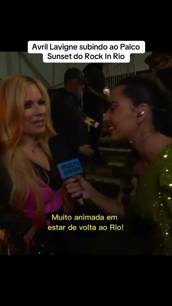 @AVRIL LAVIGNE BRASIL