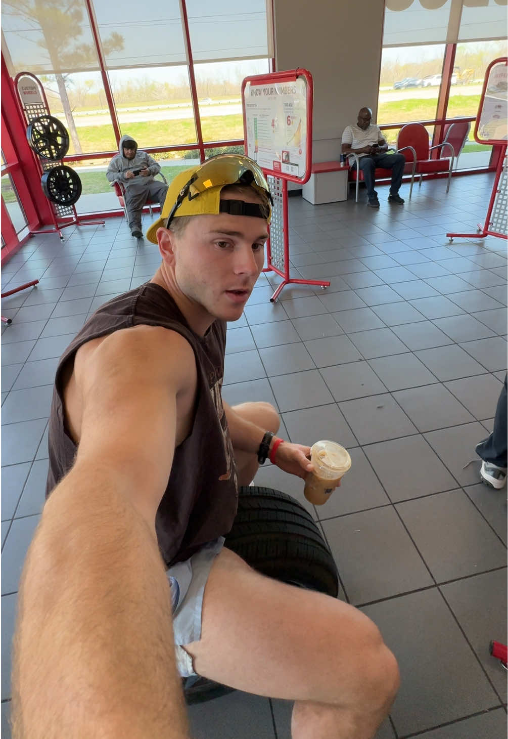 @zachyovan