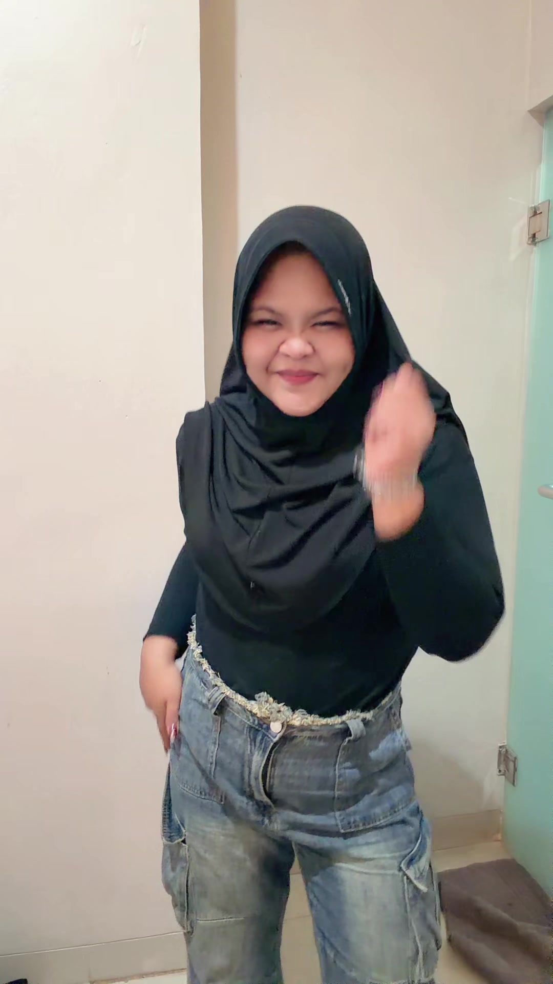 @Syazaliiii