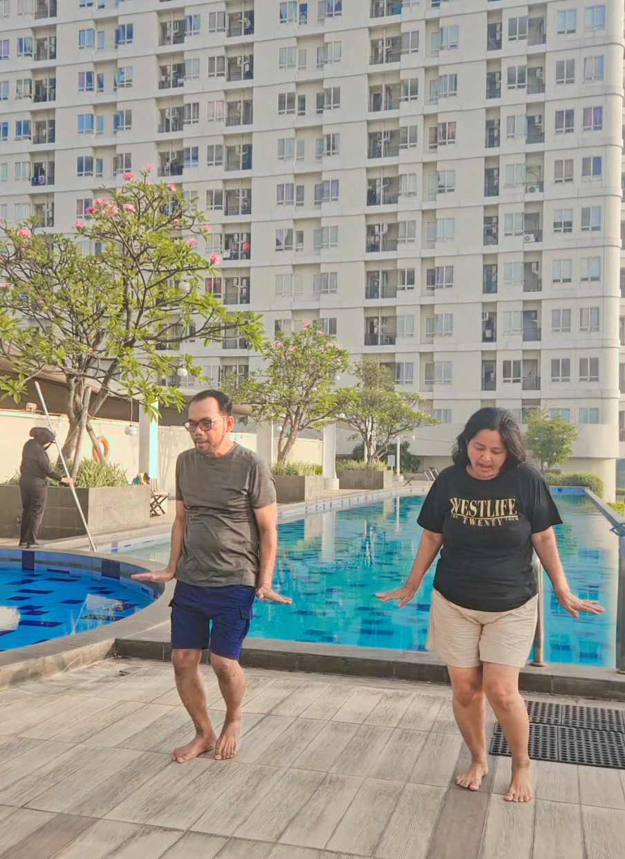 @Tuan & NyonyaVanzaith