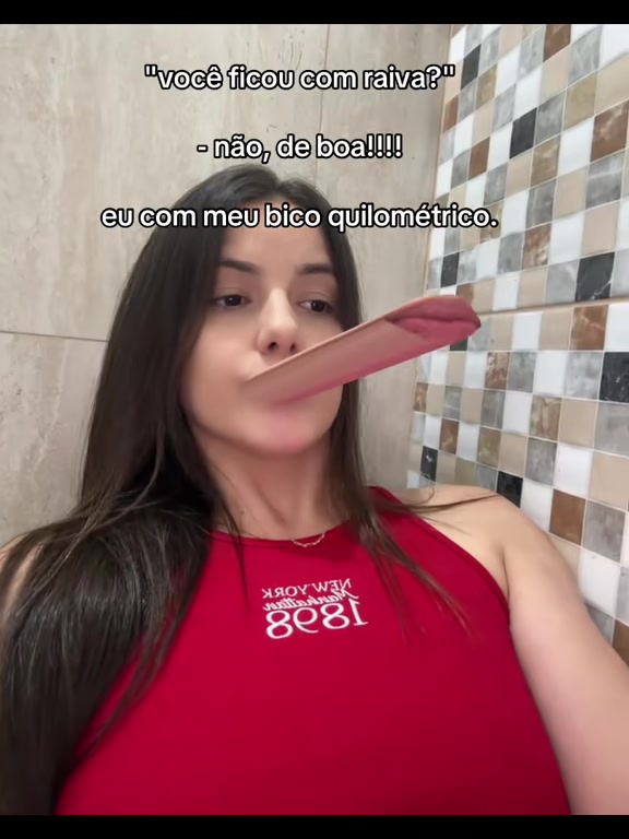 @Ana Thalia