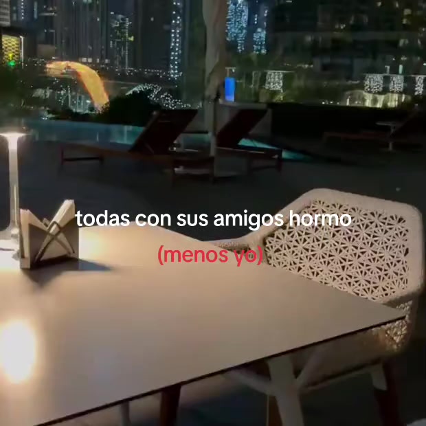 @karlita_bznz