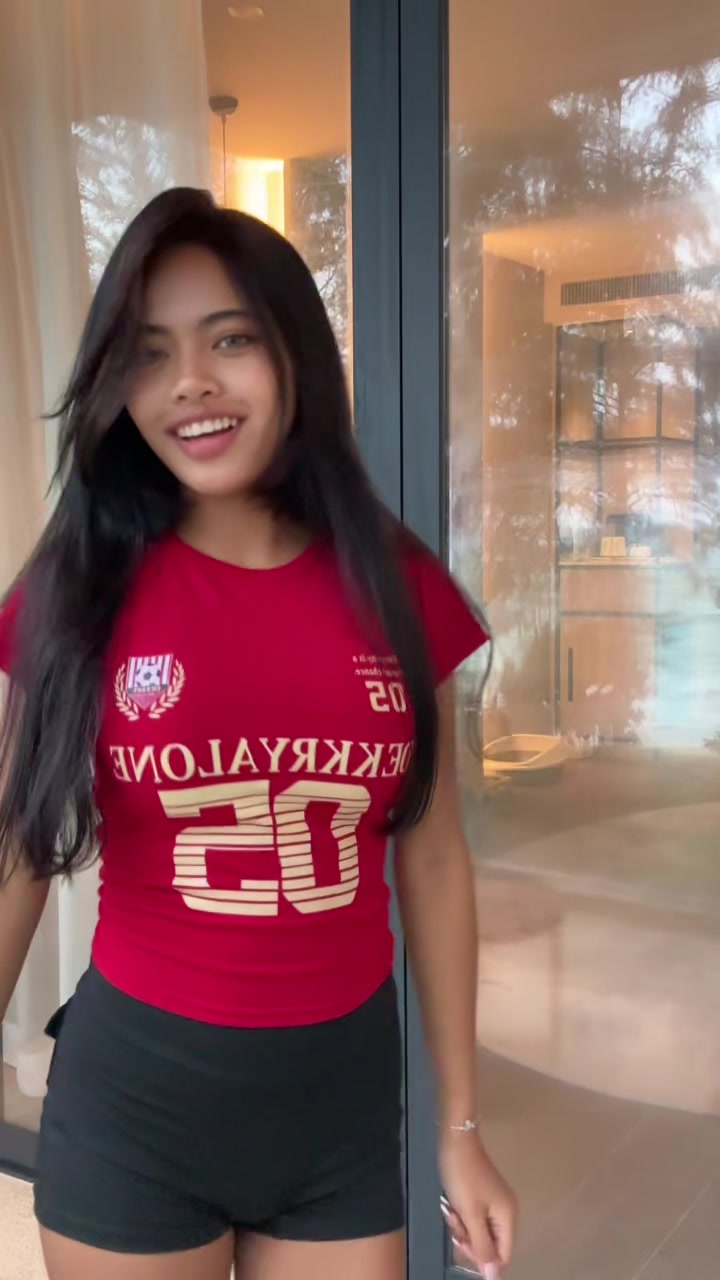 @𝕊𝕚𝕣𝕚 𝕤𝕦𝕟 𝟙𝟠 ✨
