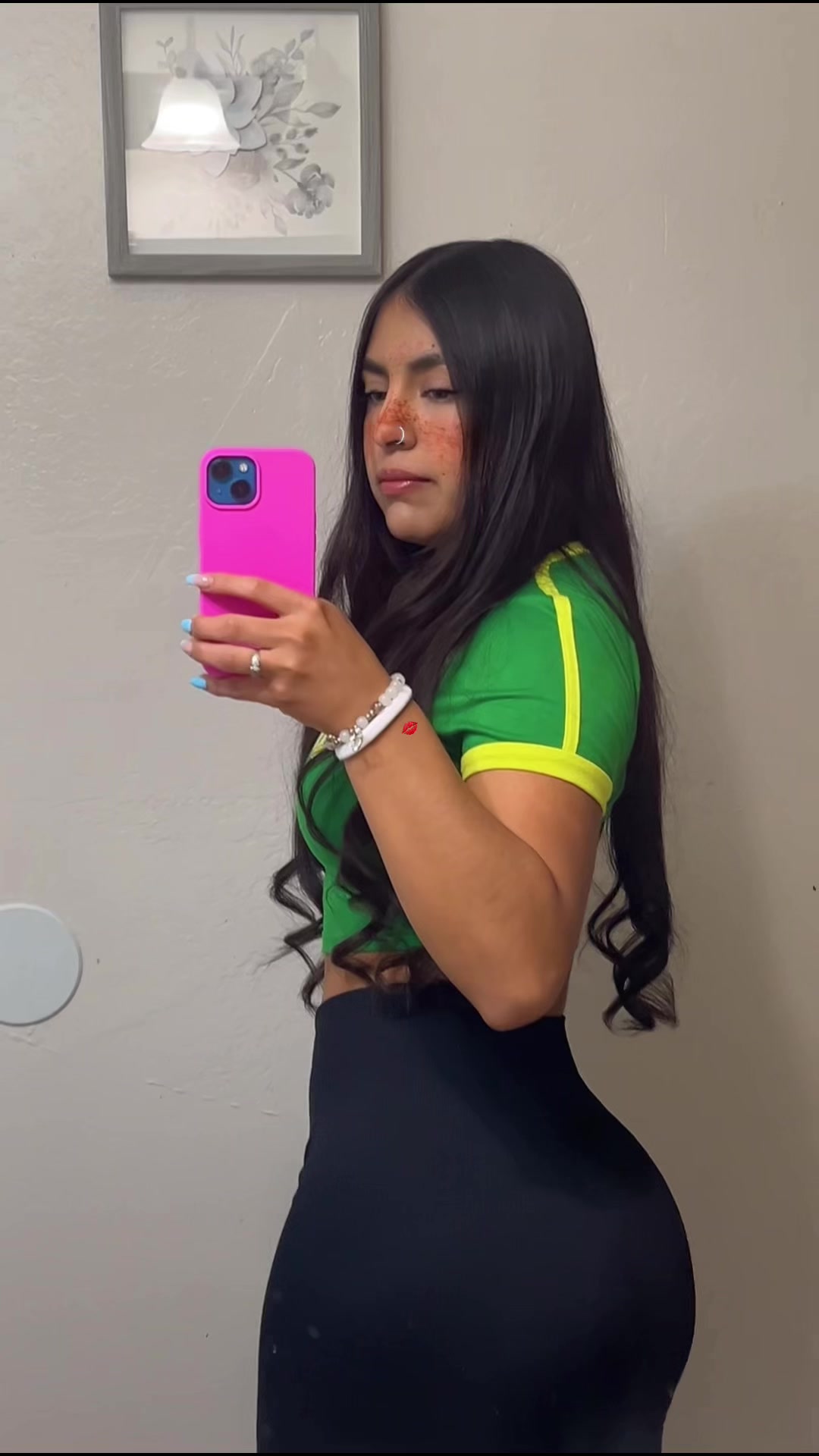 @Lupita