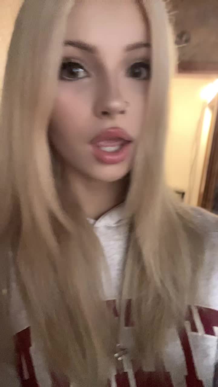 @ blondedoll