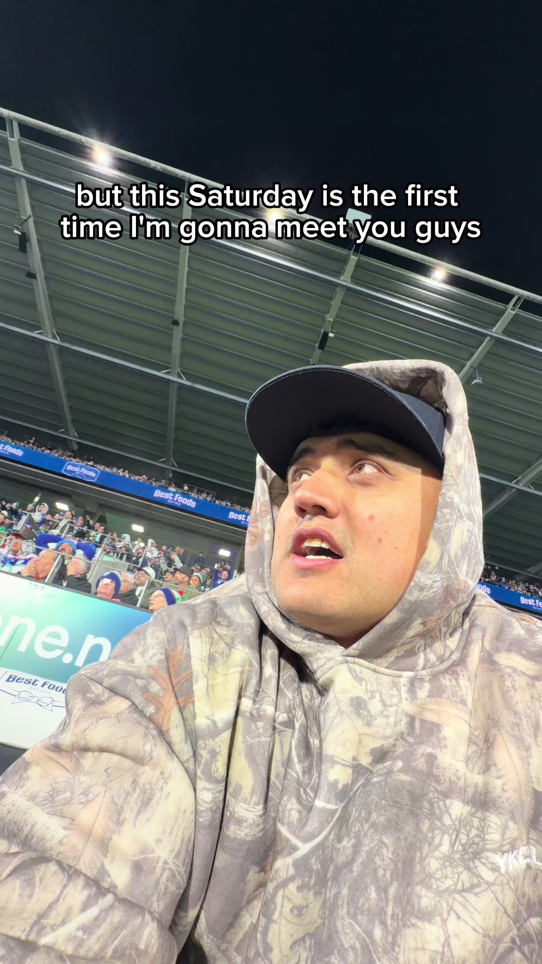 @Louis