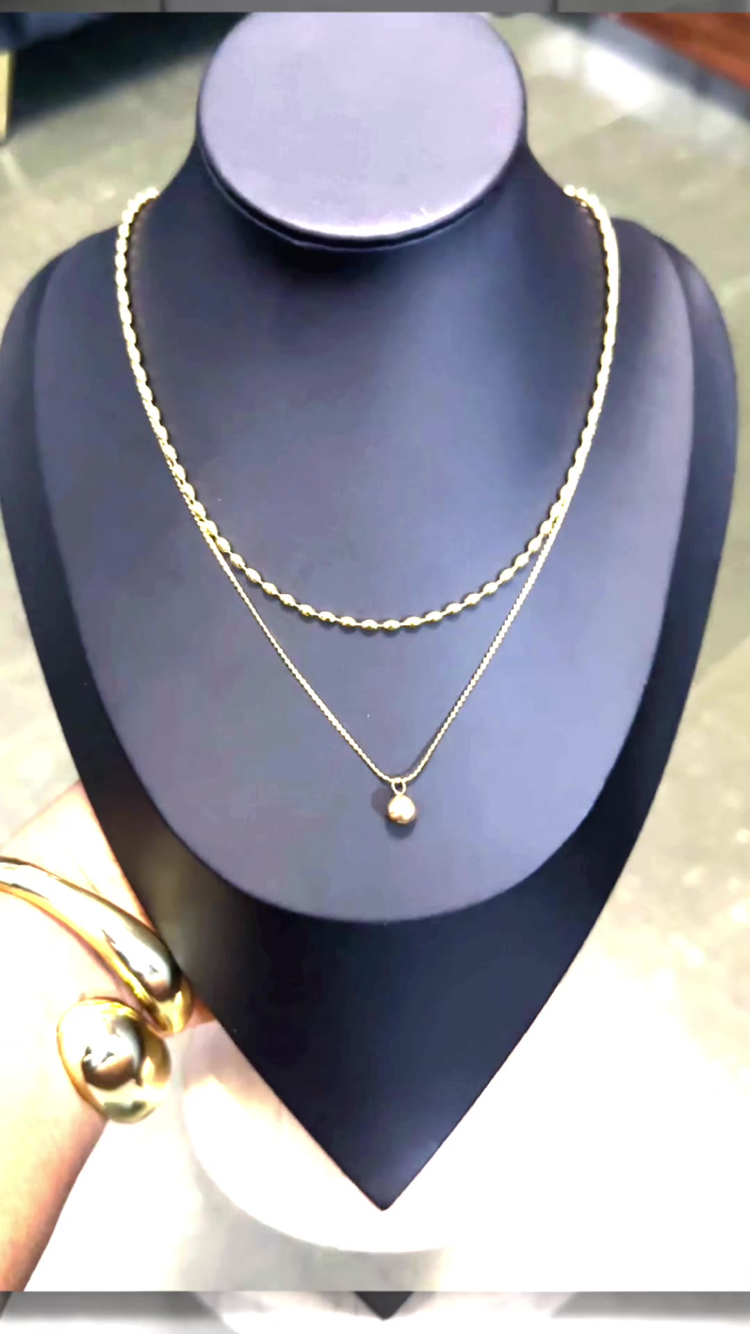 @JEWELRY VENDOR IN MAGBORO